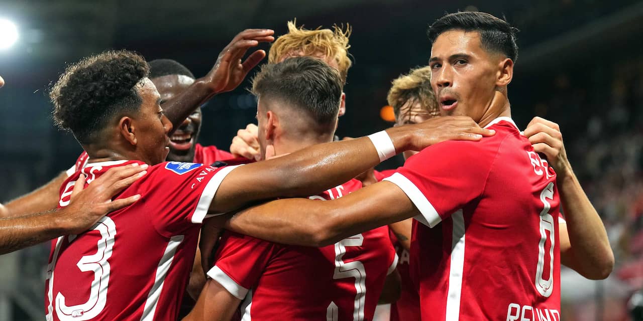 Reacties na overtuigende zege AZ en nipt verlies FC Twente