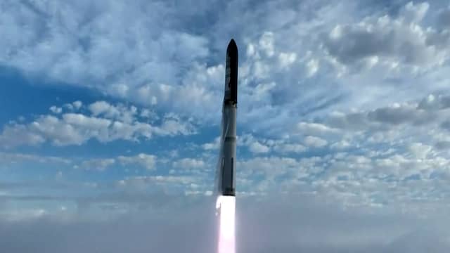SpaceX lanceert grootste raket ooit, maar verliest contact