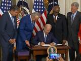 President Biden ondertekent langverwachte klimaatwet