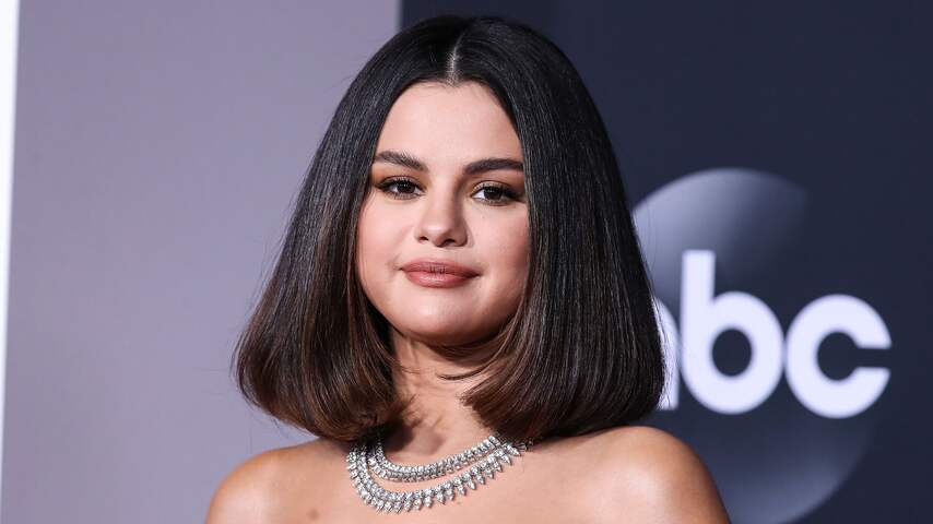 Streamingdienst zegt sorry voor grappen niertransplantatie Selena Gomez