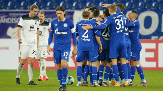 Tegen SSV Ulm, dat uitkomt op het vierde Duitse niveau, kon Schalke eindelijk weer eens juichen.