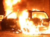 Twee auto’s verwoest door brand op Haydnlaan in Delft