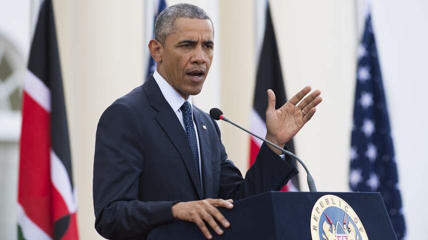 Obama brengt bezoek aan Kenia