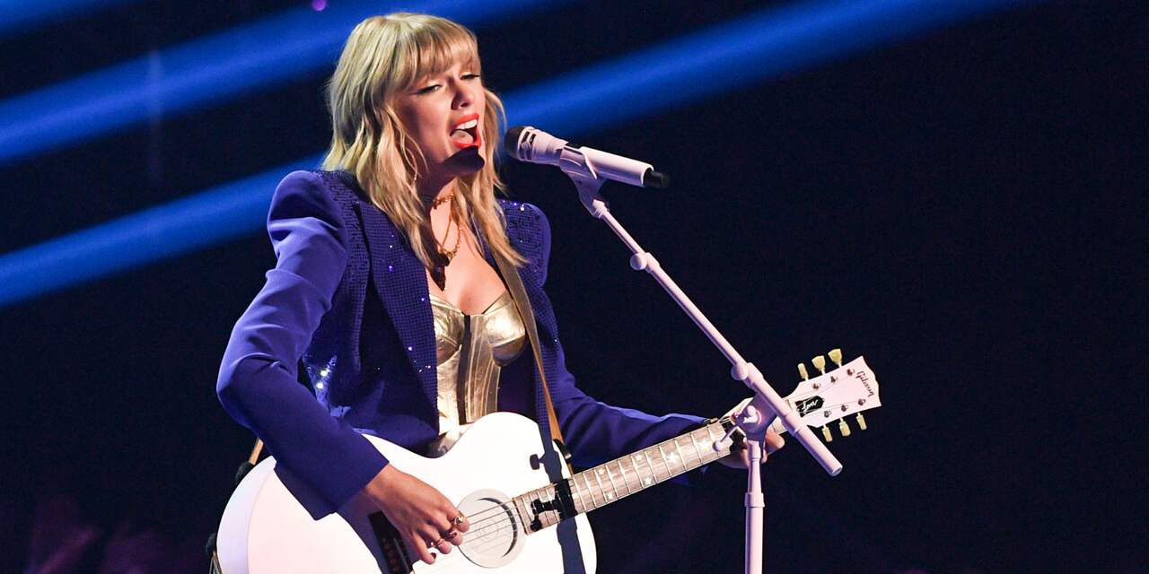 Taylor Swift zingt nieuw album voor het eerst live in concert op Disney+