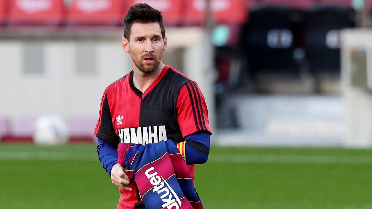 Messi fined 600 euros for tribute to Maradona |  NOW