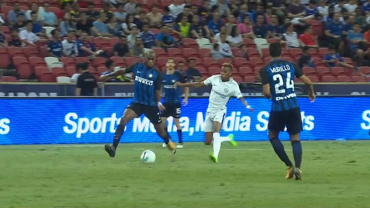 Kondogbia passeert eigen doelman van grote afstand