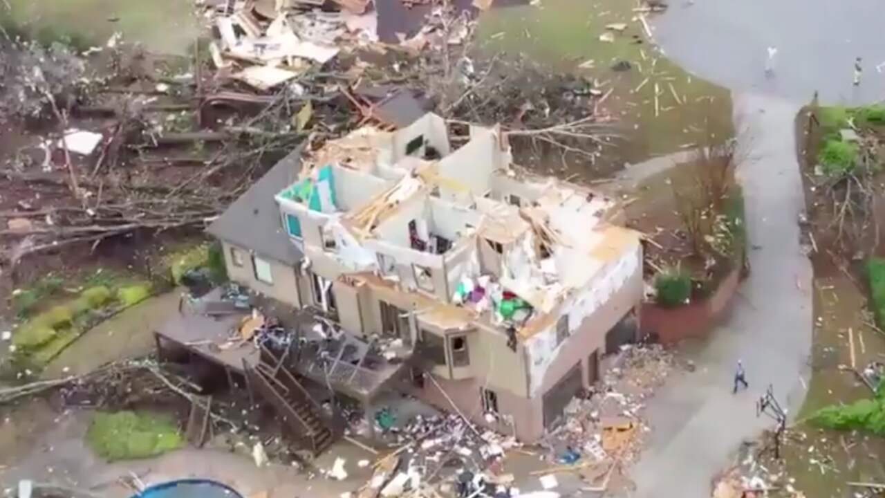 Beeld uit video: Tornado's laten spoor van vernieling achter in VS