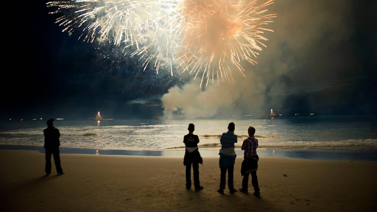 Vuurwerkfestival Scheveningen afgelast door harde wind