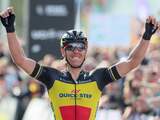 Gilbert bekroont lange solo met winst in Ronde van Vlaanderen