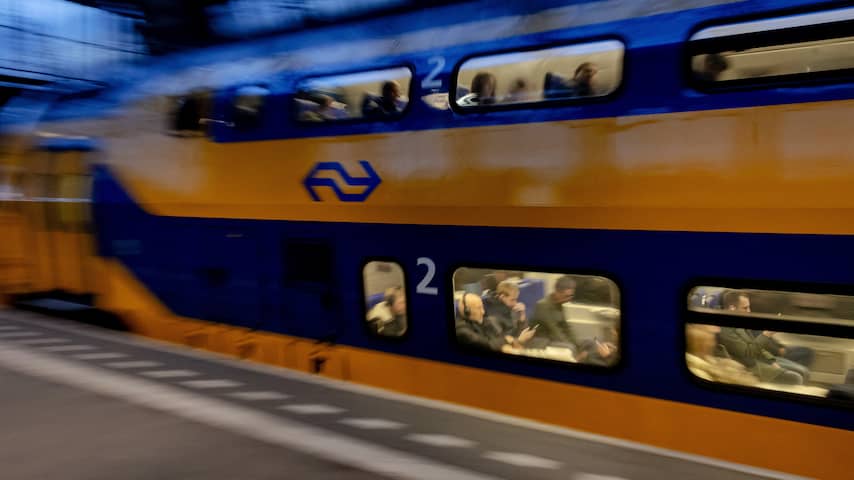 Man aangehouden omdat hij iemand op het spoor duwde op station Vlissingen
