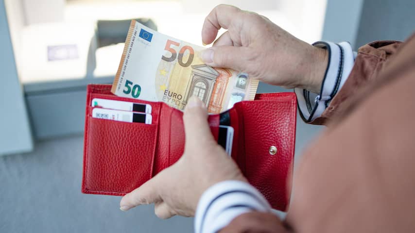 Euro's in een portemonnee