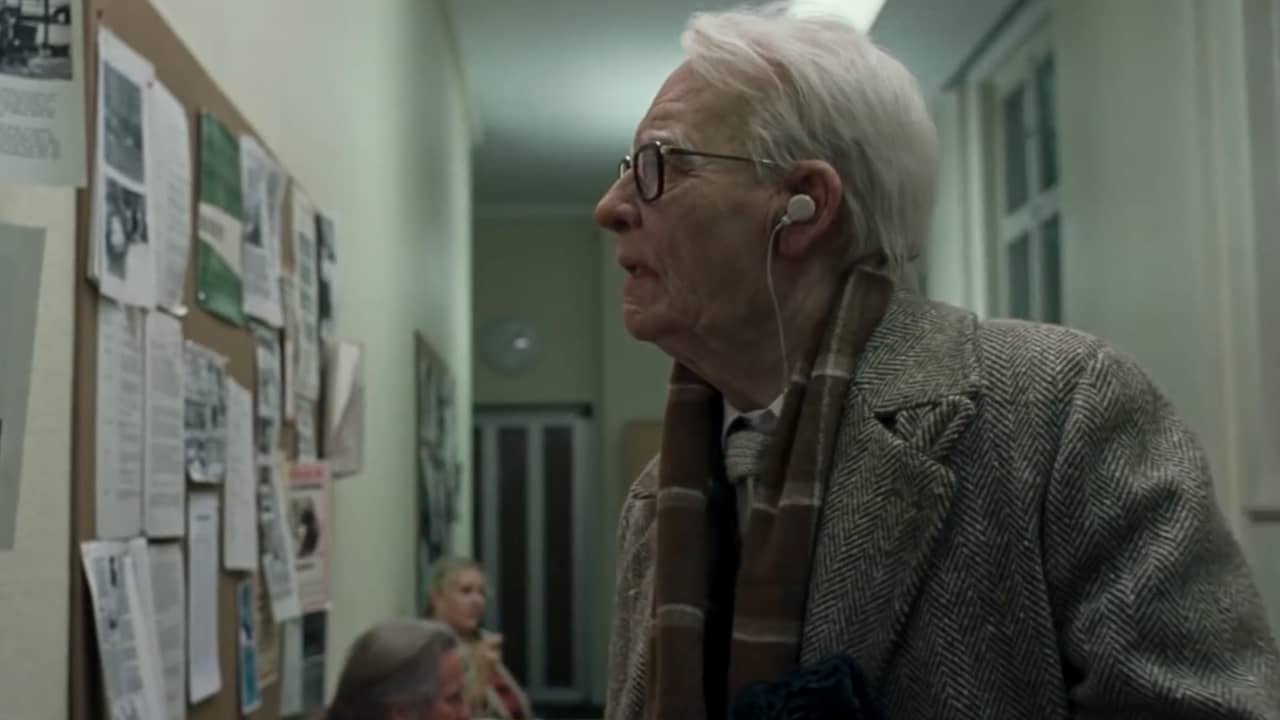 Beeld uit video: Tilda Swinton speelt oude man in trailer Suspiria