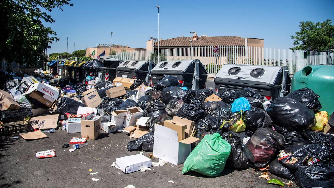 Roma invierà ogni settimana 900 tonnellate di rifiuti ad Amsterdam via treno da aprile |  All’estero