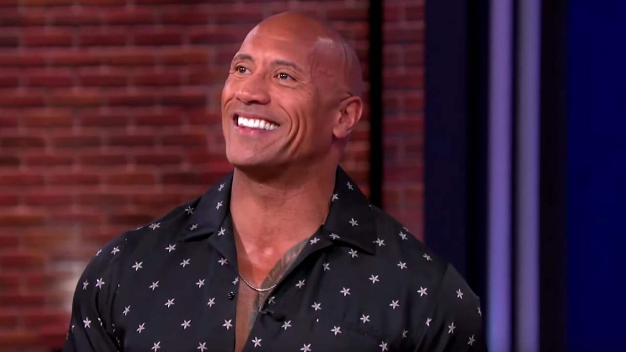 The Rock valt in voor Kevin Hart tijdens The Kelly Clarkson Show