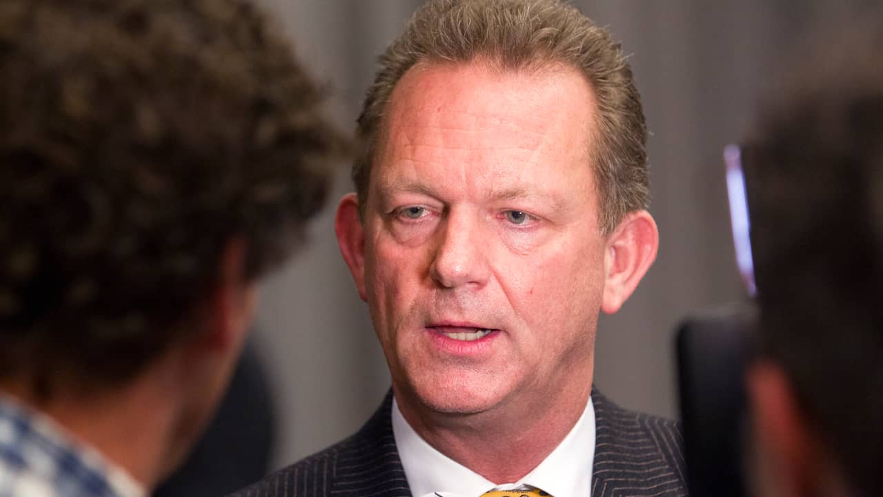 Beeld uit video: Zoektocht daders MH17