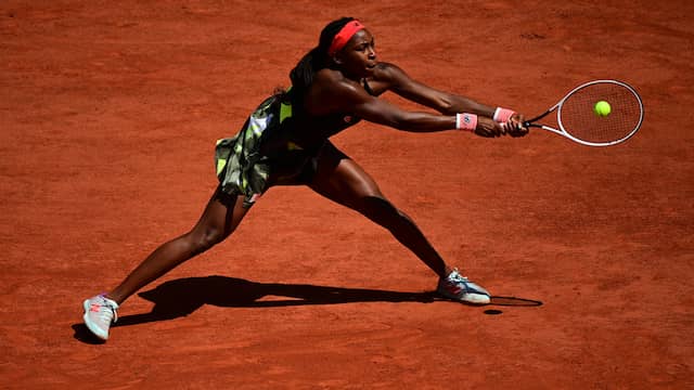 Coco Gauff rekende binnen 55 minuten af met Ons Jabeur.