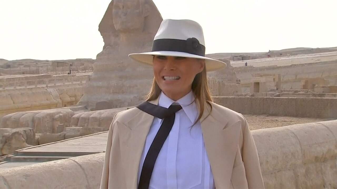 Melania Trump vertelt Donald Trump telefoon neer te leggen
