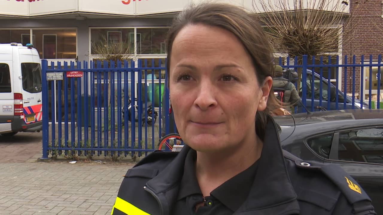 Beeld uit video: 'Leerlingen getuige van dodelijke schietpartij bij school Rotterdam'