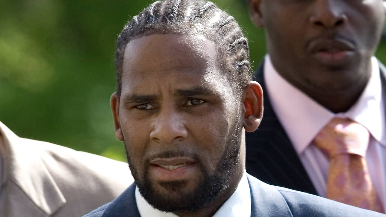 Former Manager R Kelly Can Face Ten Years In Prison For