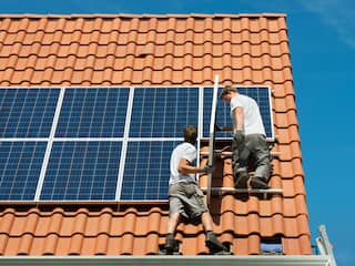 Nieuwe coalitie wil salderingsregeling zonnepanelen alsnog schrappen in 2027