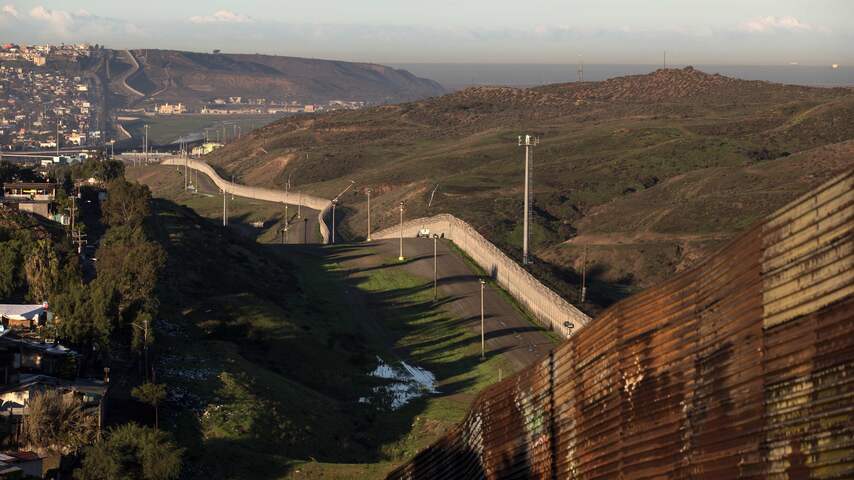 Democraten claimen akkoord met Trump over niet bouwen grensmuur