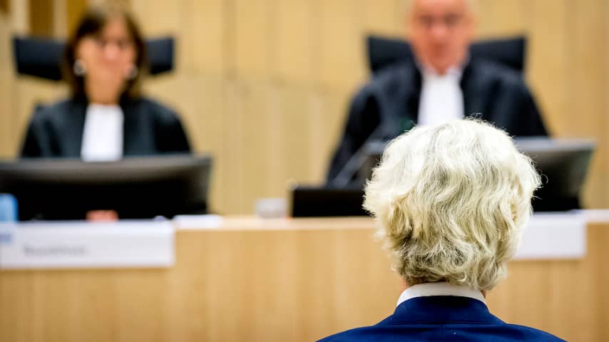 OM: Er was geen politieke invloed bij besluit tot vervolging Wilders