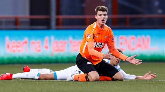 FC Emmen kon Jari Vlak maandagochtend op het trainingsveld verwelkomen.