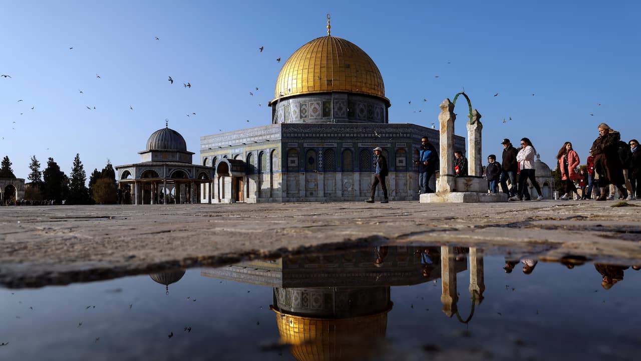 Palestinians are angry at an Israeli minister’s visit to the disputed Jerusalem mosque |  abroad