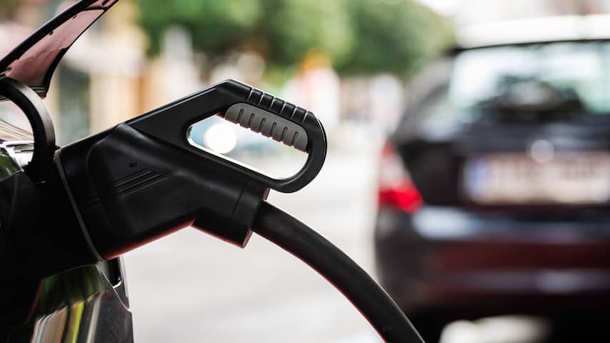 Jaarlijkse subsidiepot voor elektrische auto is na week al voor 15 procent op