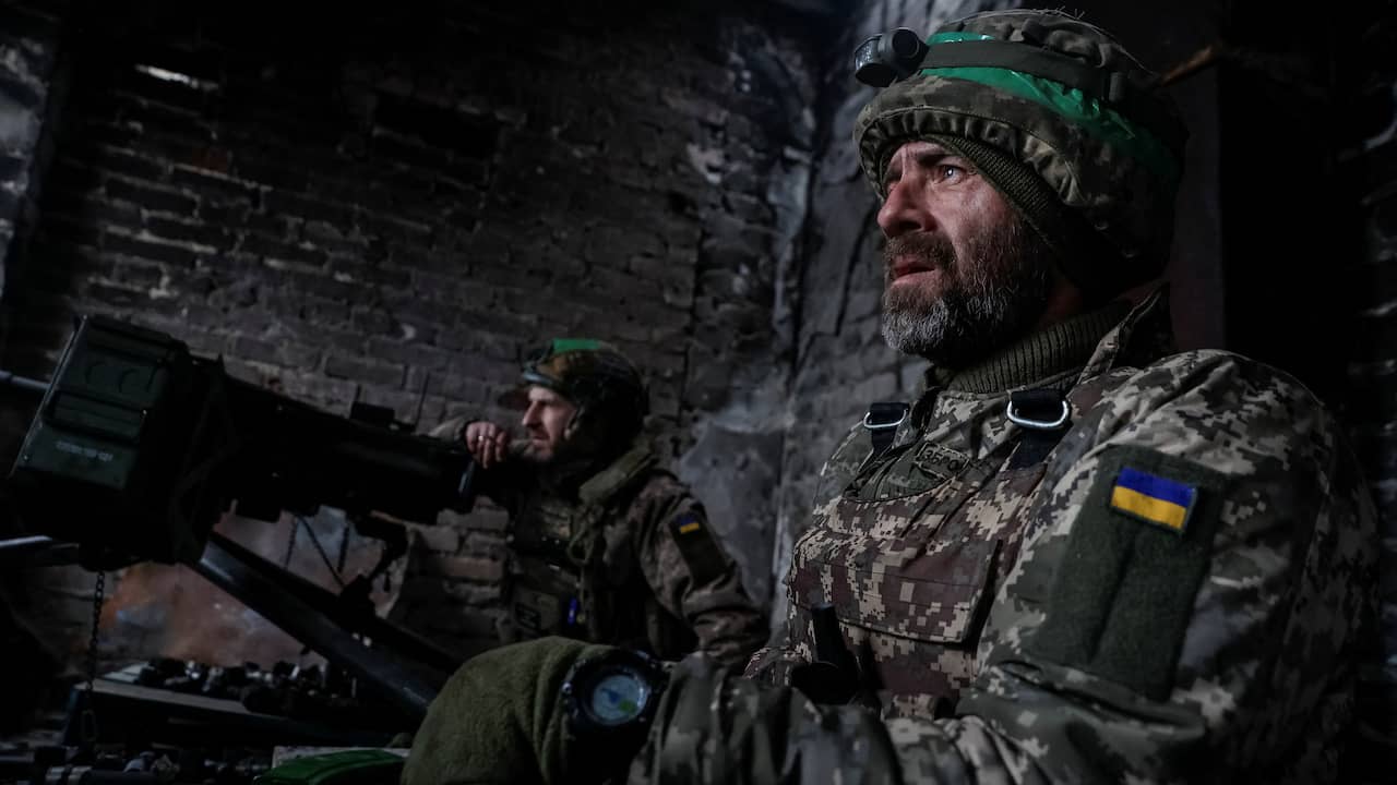 Pertempuran memperebutkan kota Bakhmut di timur Ukraina semakin intensif  Perang di Ukraina