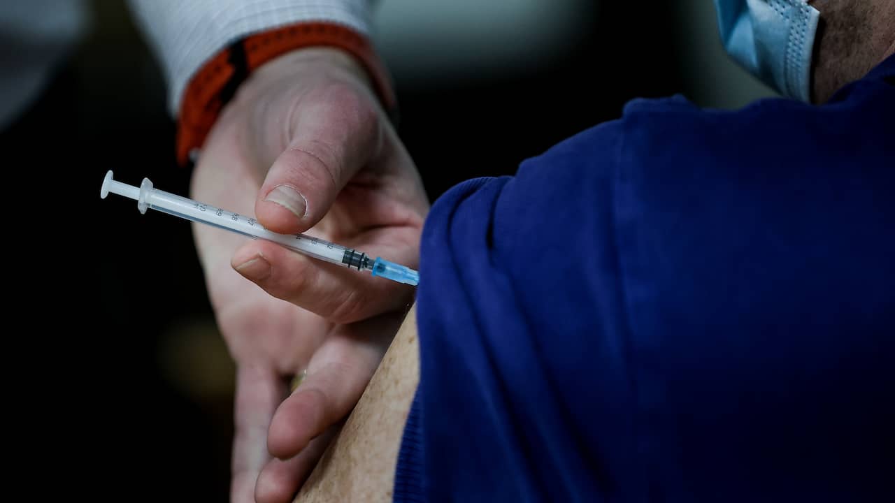 On Tuesday GGD starts vaccinating people over 90 living at home |  NOW