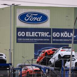 Uitbreiding van al wekenlange autostaking wekt woede bij Ford en General Motors