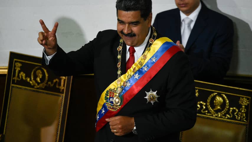 President Venezuela wil niet de schuld krijgen van economische crisis in land