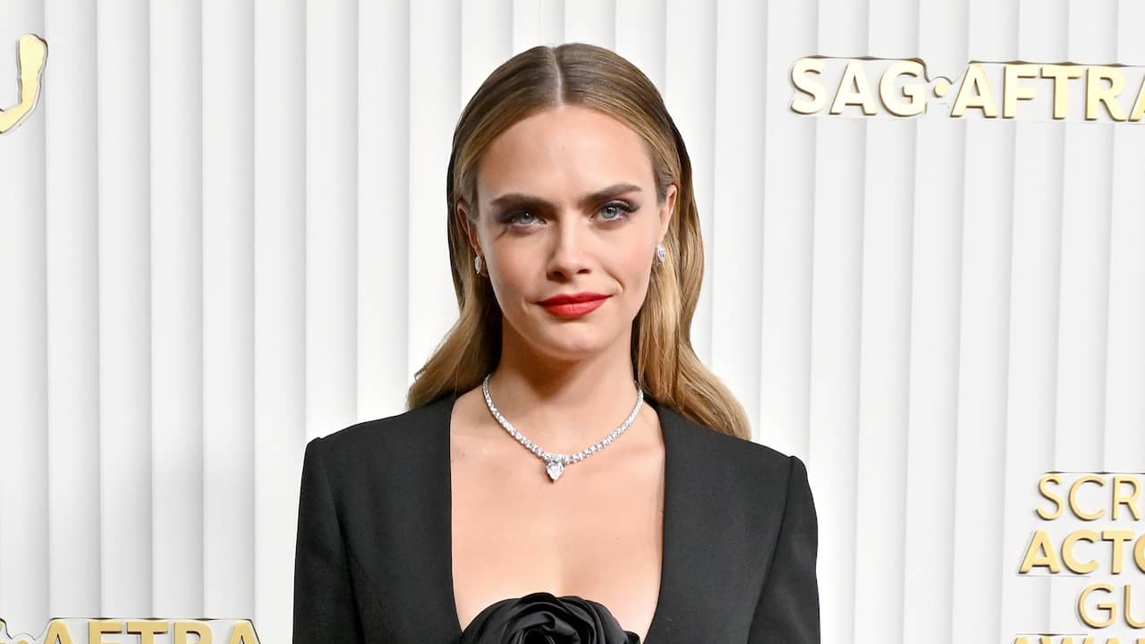 Cara Delevingne nuchter sinds paparazzibeelden waarop ze onder invloed was  | Achterklap | NU.nl