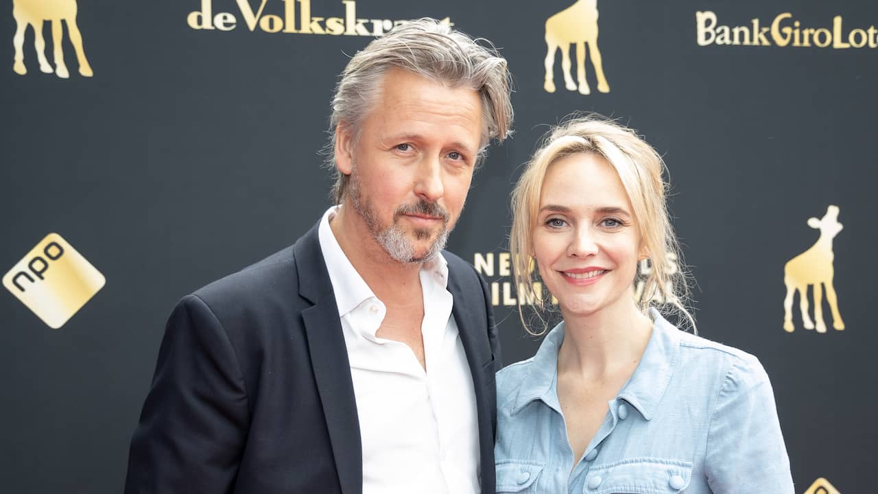 Vonk Daan Schuurmans and Bracha van Doesburgh jumped on the podium backbite Archyworldys Vonk Daan Schuurmans and Bracha van Doesburgh jumped on the podium backbite Archyworldys