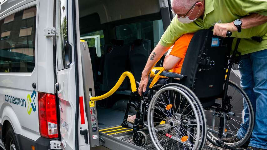 Taxivervoer voor leerlingen speciaal onderwijs is om te huilen