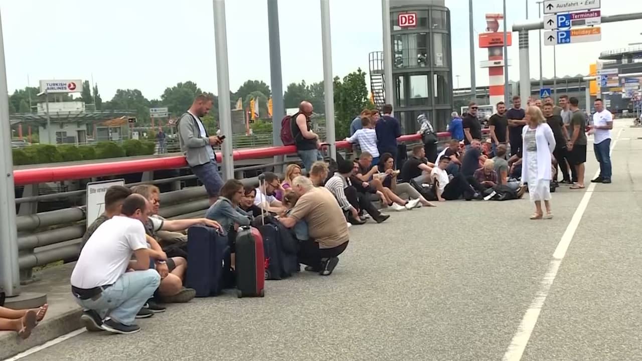 Reizigers gestrand door stroomstoring Hamburg Airport