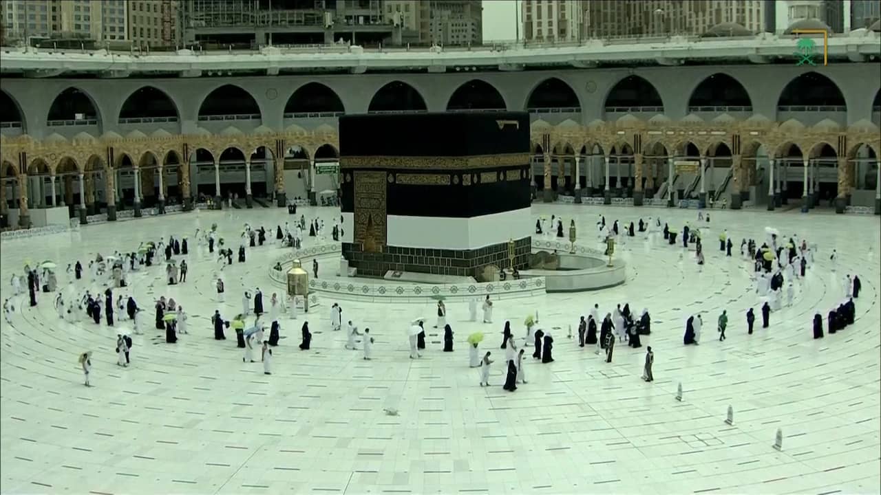 Beeld uit video: 'Slechts' duizenden moslims op bedevaart in Mekka