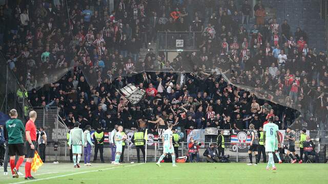 De supporters van PSV zorgden voor vernielingen in Oostenrijk.