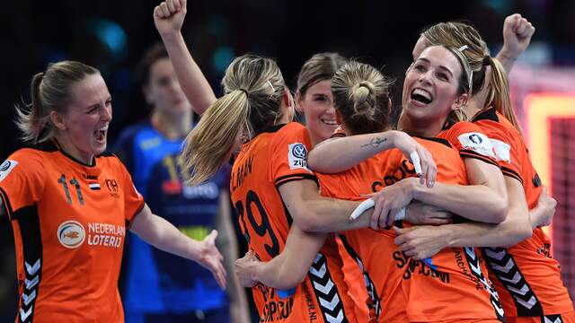 Reacties na brons handbalsters op EK (gesloten)