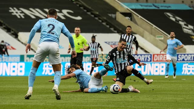 Nathan Aké heeft de laatste tijd een basisplaats bij Manchester City.