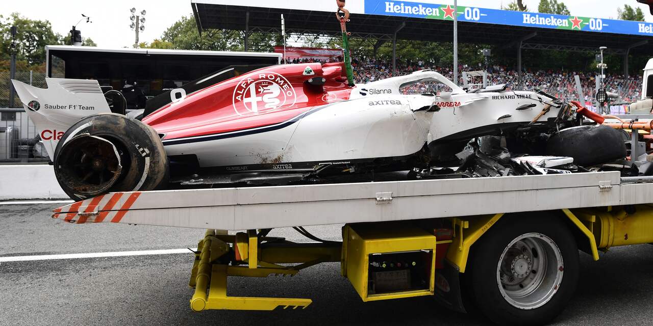 Zware crash Ericsson in tweede training, Verstappen klokt vijfde tijd in Italië