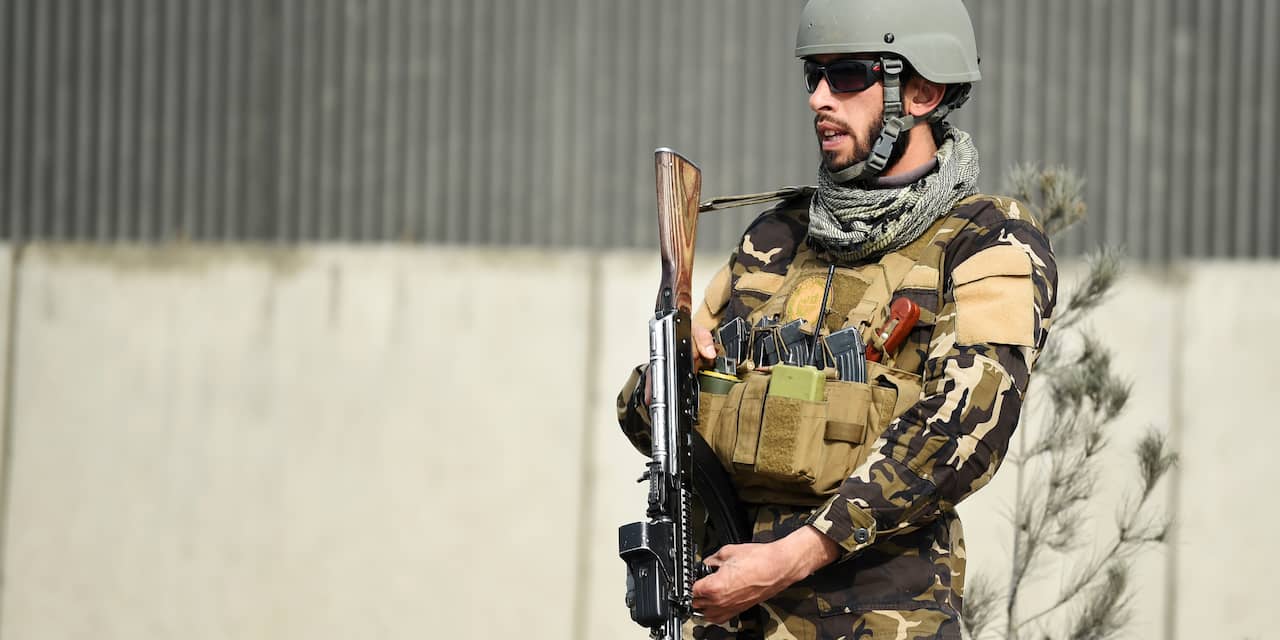 Zeker tien doden door zelfmoordaanslag bij ministerie in Afghanistan