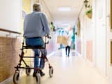 Kwart oudere verpleeghuisbewoners komt 'zelden of nooit' buiten