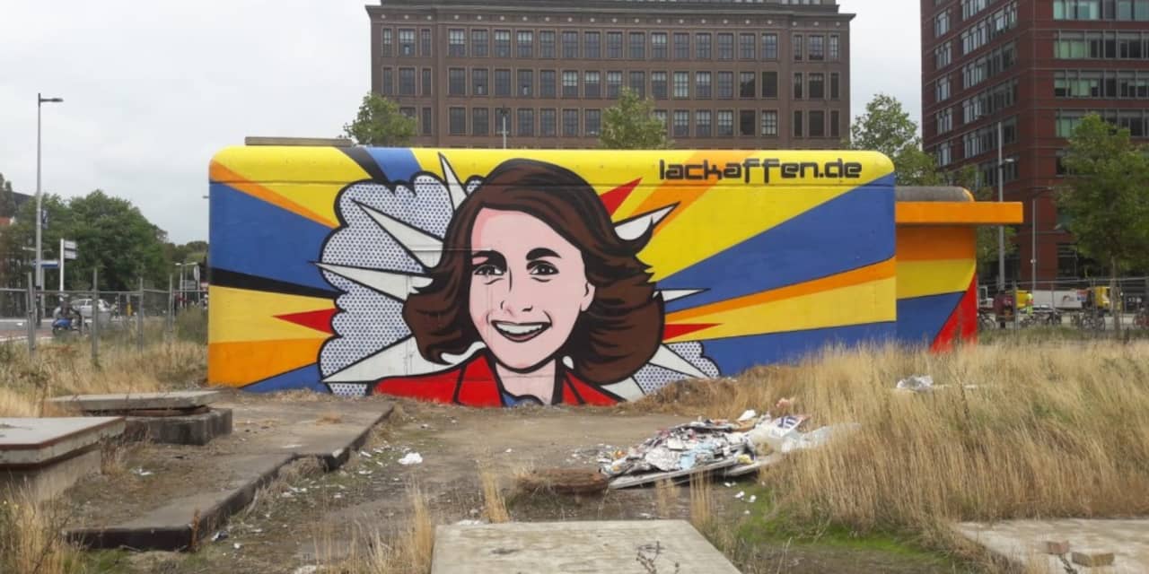Ondergekladde muurschildering Anne Frank hersteld