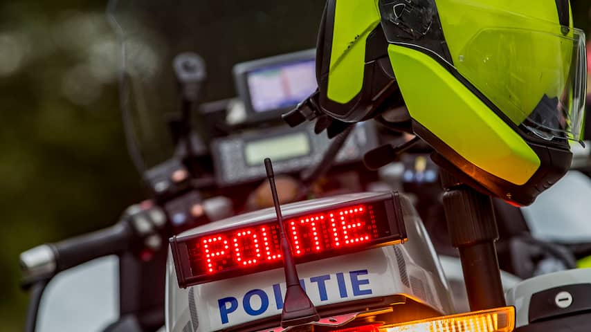 Politie ontdekt 270.000 euro aan biljetten in leegstaand huis in Kralingen