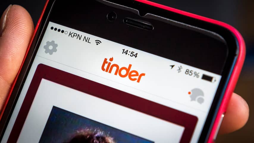 'Tinder ontslaat personeel dat bedrijf aanklaagt om aanranding'