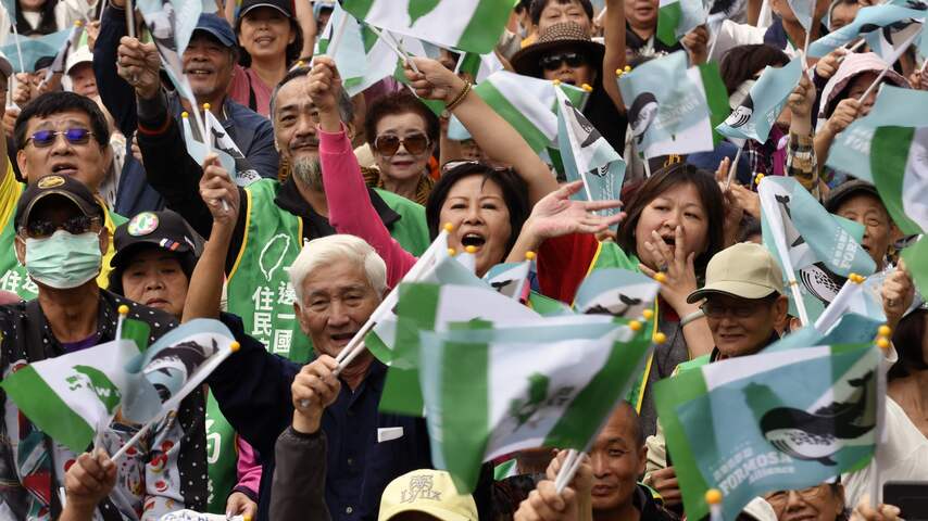 Tienduizenden Taiwanezen demonstreren voor afscheiding van China