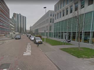 Inbreker breekt mogelijk zijn heup bij val in diep gat in Rotterdam-Zuid