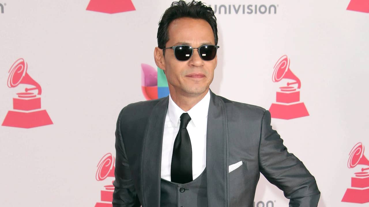 Marc Anthony engaged to girlfriend Nadia Ferreira thirty years younger |  NOW